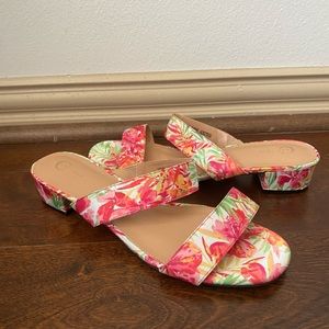 Women’s floral sandals